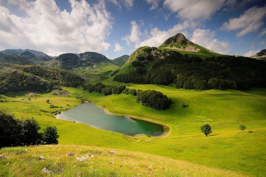 Zelengora, Orlovačko jezero